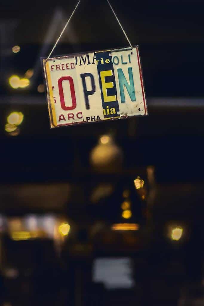 sign says "open"