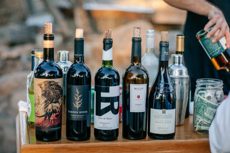 How Much Alcohol Do You Need To Buy For Your Wedding? Our Kind of Crazy